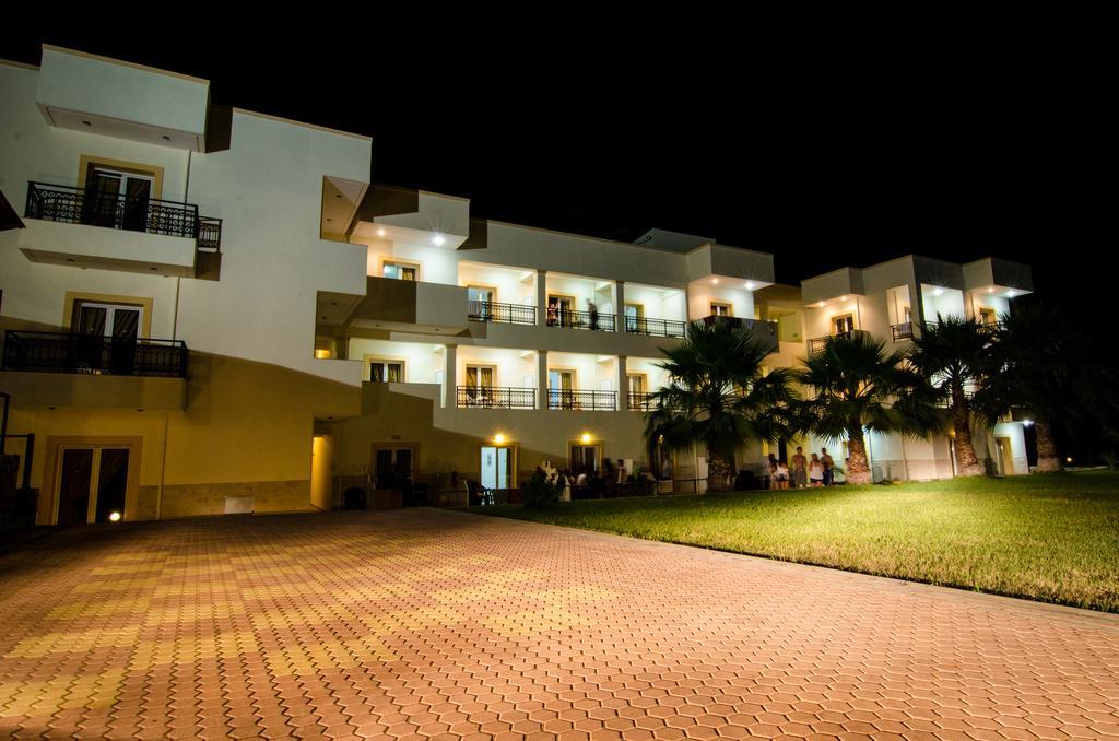 Real Palace Mália Exterior foto